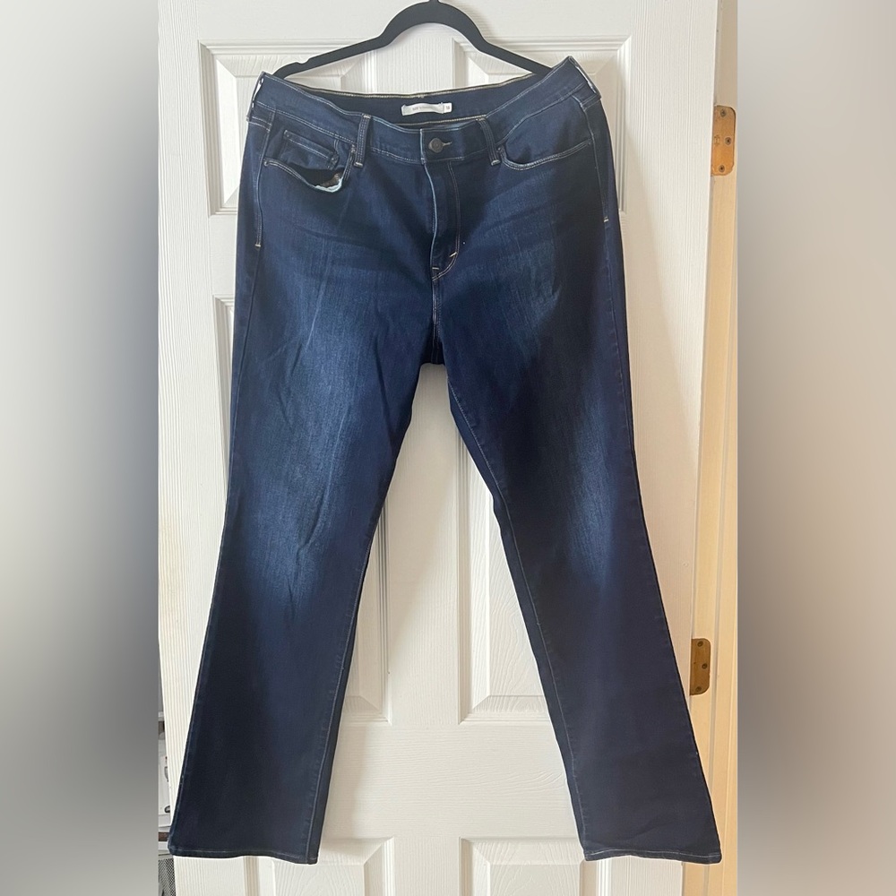 Women’s Levi’s 505 straight